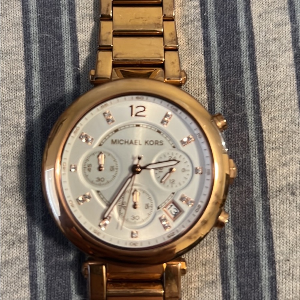 Mk watch